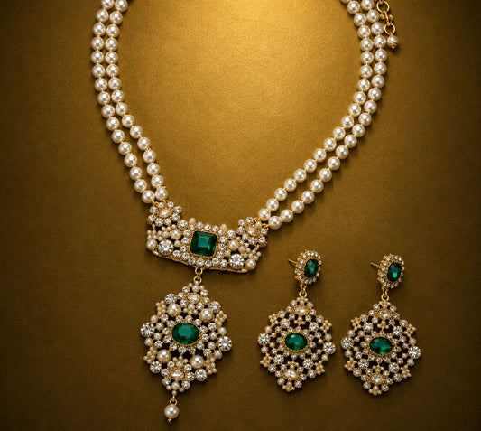 Emerald Regency Pearl Parure