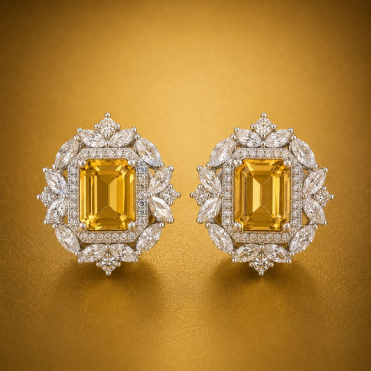 Golden Vendure Heirloom Stud Earrings