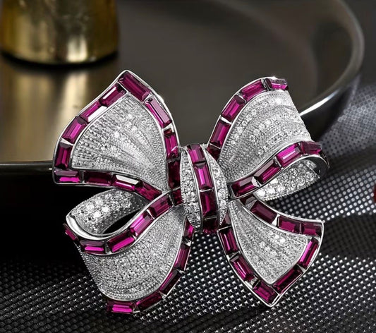 The Versailles Bow Brooches