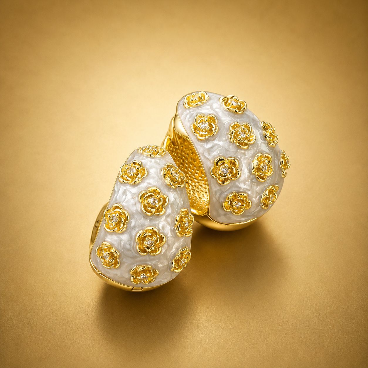Camellia Blanc Huggies